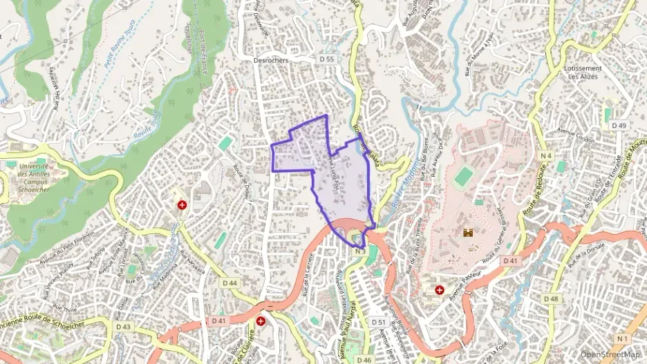 Maison 198 m² quatre pièces à vendre à Fort-de-France Maison 198 m² quatre pièces à vendre à Fort-de-France