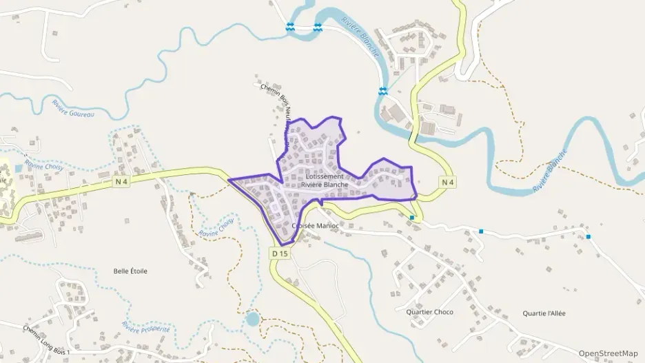 Maison 115 m² quatre pièces à vendre à Saint-Joseph Maison 115 m² quatre pièces à vendre à Saint-Joseph