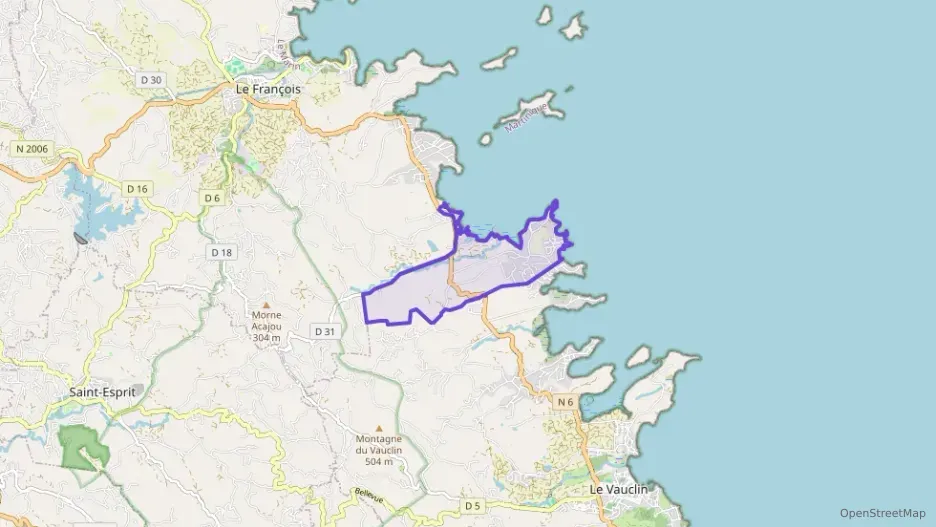 Maison 125 m² cinq pièces à vendre à Le François Maison 125 m² cinq pièces à vendre à Le François