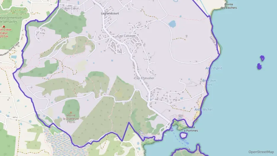 Maison 83 m² quatre pièces à vendre à Sainte-Anne Maison 83 m² quatre pièces à vendre à Sainte-Anne