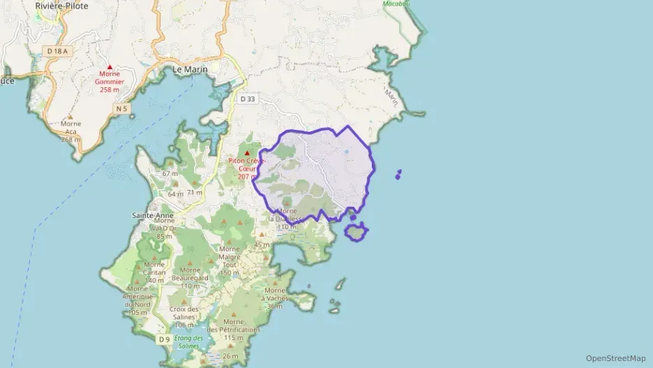 Maison 83 m² quatre pièces à vendre à Sainte-Anne Maison 83 m² quatre pièces à vendre à Sainte-Anne