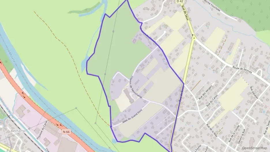 Maison 96 m² cinq pièces à vendre à Saint-Étienne-lès-Remiremont Maison 96 m² cinq pièces à vendre à Saint-Étienne-lès-Remiremont