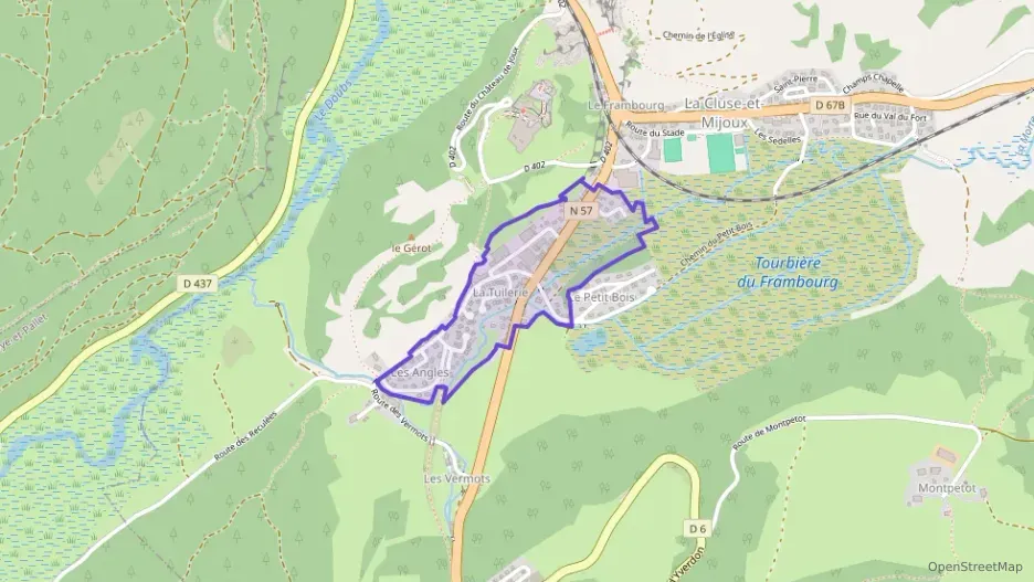 Maison 80 m² cinq pièces à vendre à La Cluse-et-Mijoux