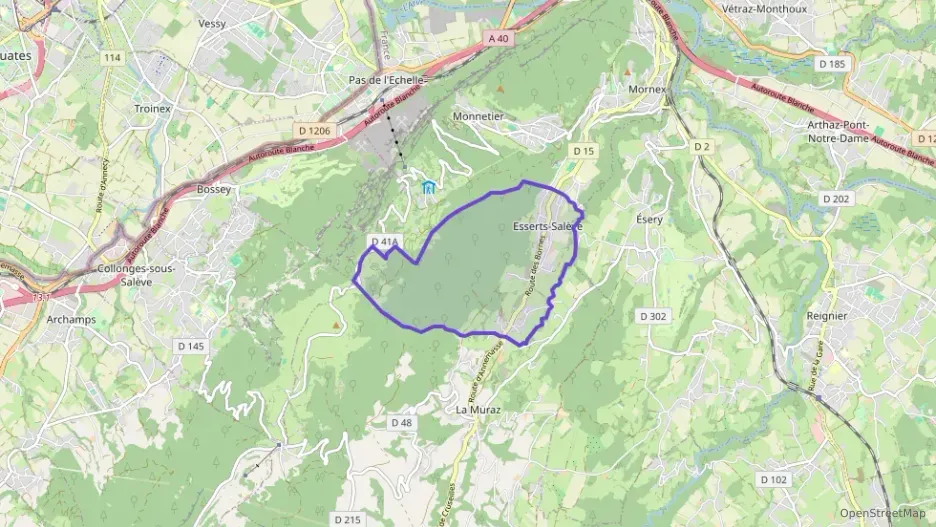 Maison 150 m² quatre pièces à vendre à Monnetier-Mornex Maison 150 m² quatre pièces à vendre à Monnetier-Mornex