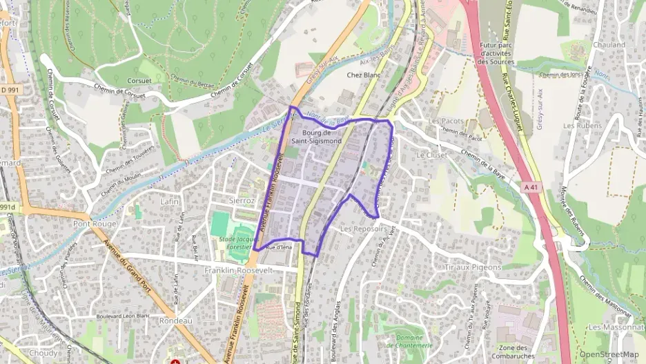 Maison 110 m² quatre pièces à vendre à Aix-les-Bains Maison 110 m² quatre pièces à vendre à Aix-les-Bains