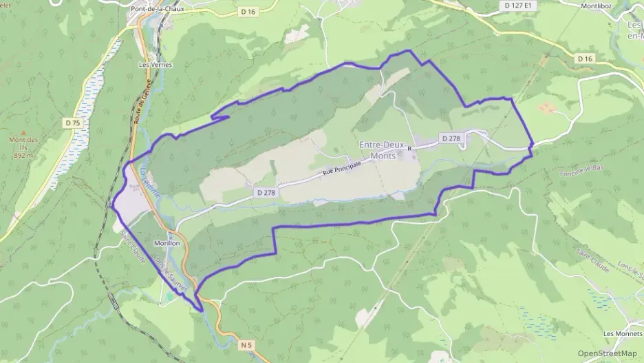 Maison 132 m² quatre pièces à vendre à Entre-deux-Monts