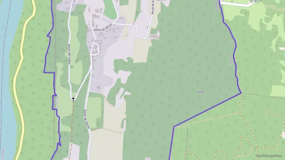 Maison 90 m² quatre pièces à vendre à Chanaz Maison 90 m² quatre pièces à vendre à Chanaz