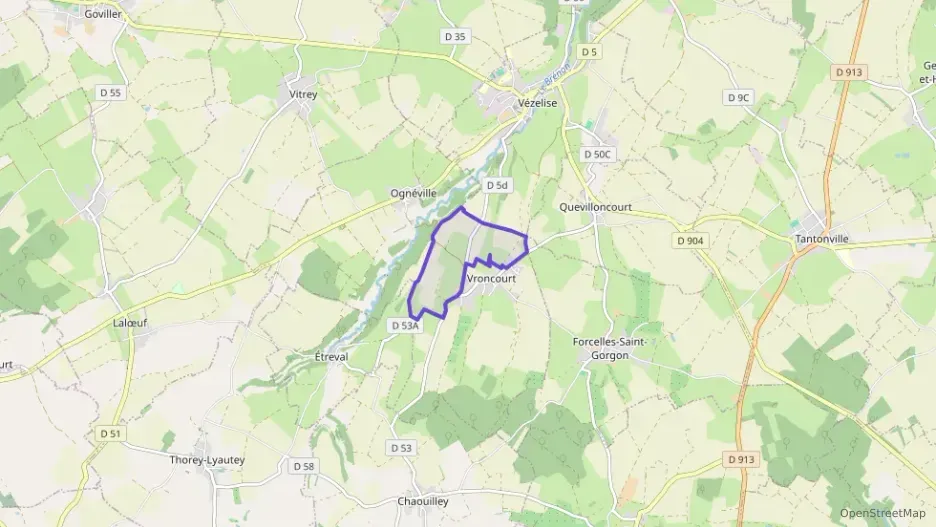 Maison 162 m² sept pièces à vendre à Vroncourt Maison 162 m² sept pièces à vendre à Vroncourt