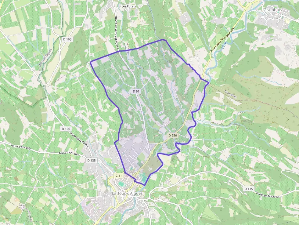 Maison 112 m² quatre pièces à vendre à La Tour-d`Aigues