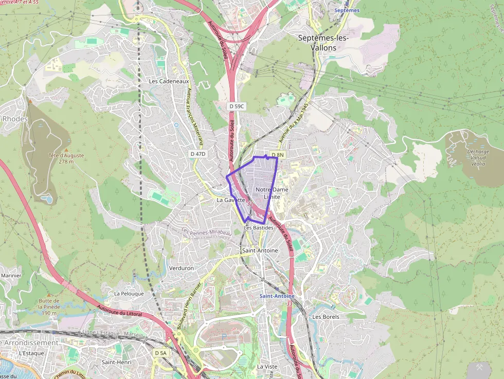 Maison 89 m² quatre pièces à vendre à Marseille 15e Arrondissement