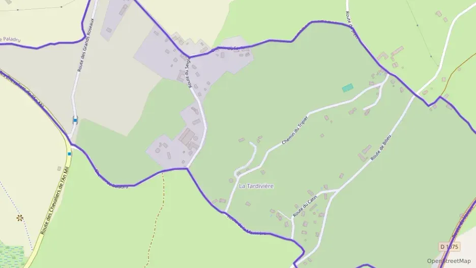 Maison 140 m² quatre pièces à vendre à Montferrat