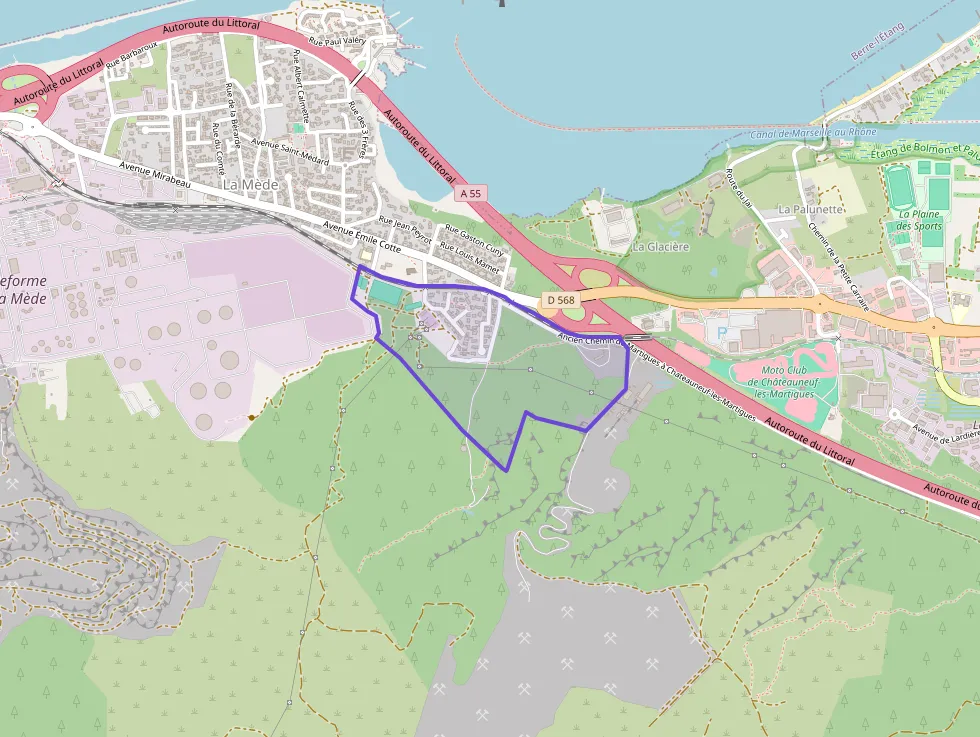 Maison 85 m² quatre pièces à vendre à Châteauneuf-les-Martigues