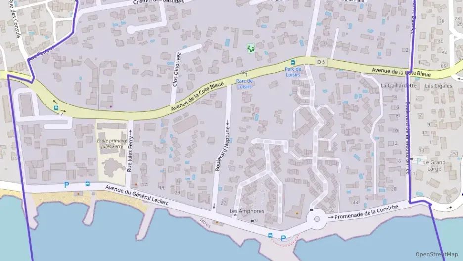 Maison 183 m² quatre pièces à vendre à Sausset-les-Pins Maison 183 m² quatre pièces à vendre à Sausset-les-Pins
