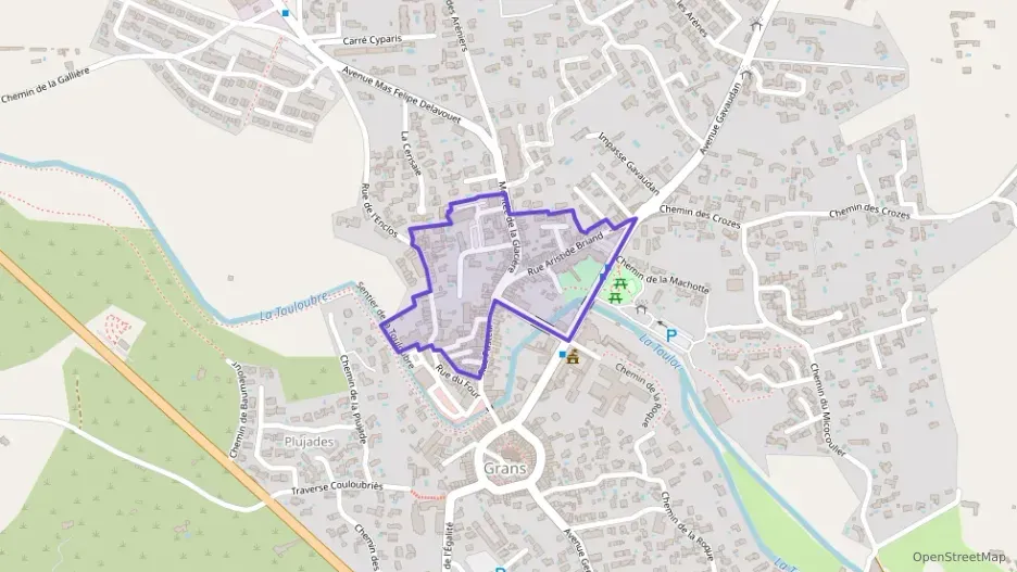 Maison 112 m² quatre pièces à vendre à Grans