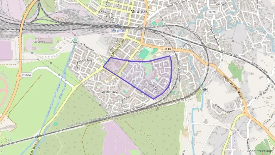 Maison 103 m² quatre pièces à vendre à Miramas Maison 103 m² quatre pièces à vendre à Miramas