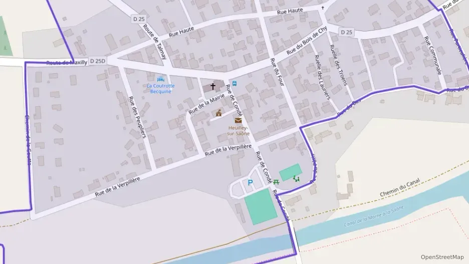 Maison 150 m² six pièces à vendre à Heuilley-sur-Saône Maison 150 m² six pièces à vendre à Heuilley-sur-Saône