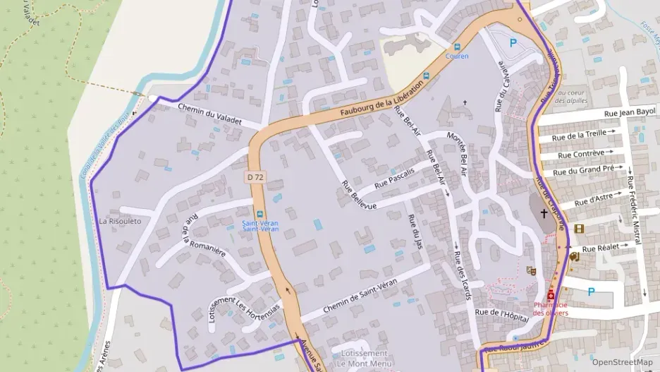 Maison 120 m² cinq pièces à vendre à Eyguières Maison 120 m² cinq pièces à vendre à Eyguières