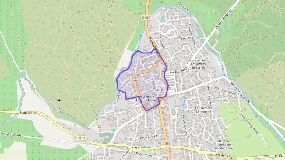 Maison 120 m² cinq pièces à vendre à Eyguières Maison 120 m² cinq pièces à vendre à Eyguières