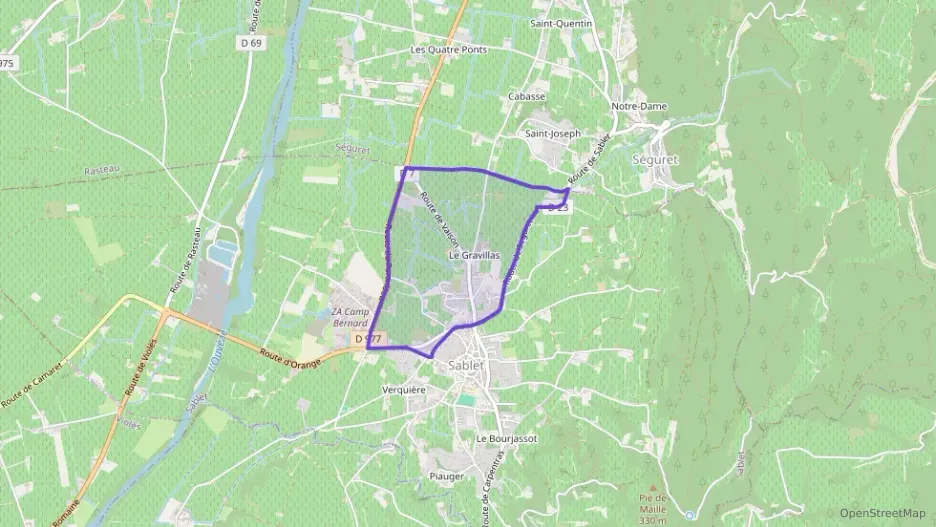 Maison 136 m² quatre pièces à vendre à Sablet