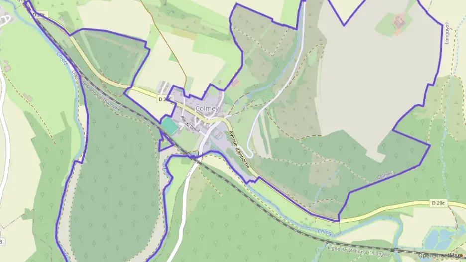 Maison 98 m² quatre pièces à vendre à Colmey Maison 98 m² quatre pièces à vendre à Colmey