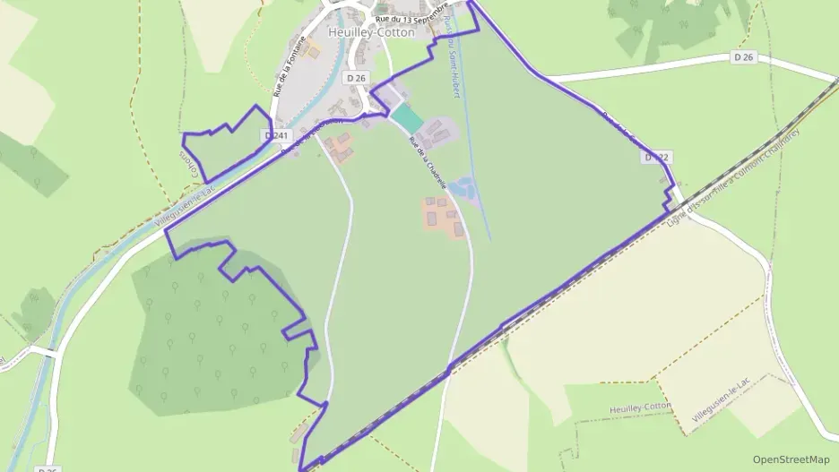 Maison 200 m² cinq pièces à vendre à Villegusien-le-Lac