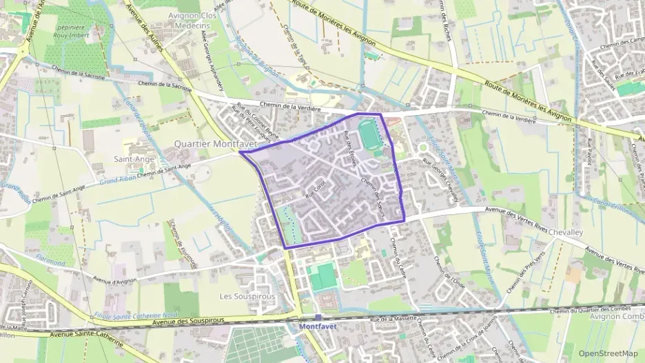 Maison 100 m² quatre pièces à vendre à Avignon Maison 100 m² quatre pièces à vendre à Avignon