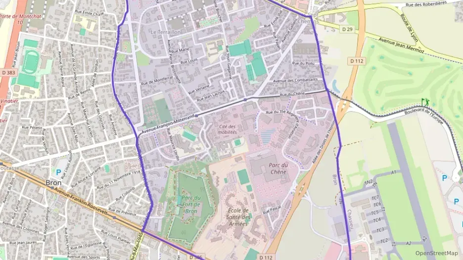 Maison 96 m² cinq pièces à vendre à Bron Maison 96 m² cinq pièces à vendre à Bron