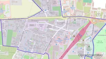 Maison 108 m² quatre pièces à vendre à Orange Maison 108 m² quatre pièces à vendre à Orange