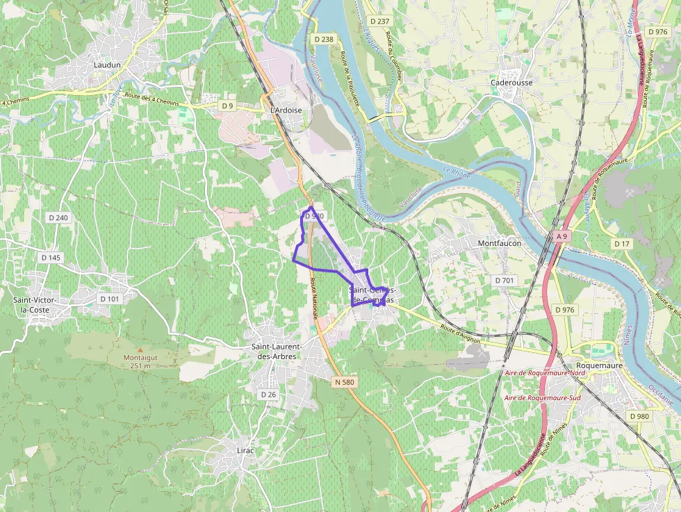 Maison 78 m² quatre pièces à vendre à Saint-Geniès-de-Comolas