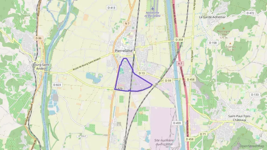 Maison 90 m² quatre pièces à vendre à Pierrelatte Maison 90 m² quatre pièces à vendre à Pierrelatte