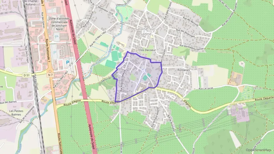 Maison 97 m² cinq pièces à vendre à Salaise-sur-Sanne Maison 97 m² cinq pièces à vendre à Salaise-sur-Sanne