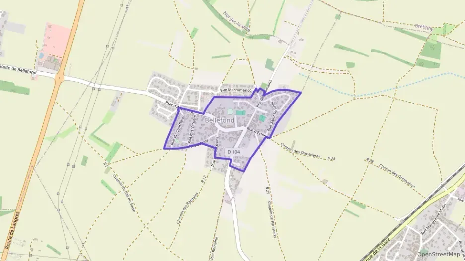 Maison 188 m² quatre pièces à vendre à Bellefond Maison 188 m² quatre pièces à vendre à Bellefond