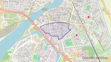 Maison 96 m² quatre pièces à vendre à Arles