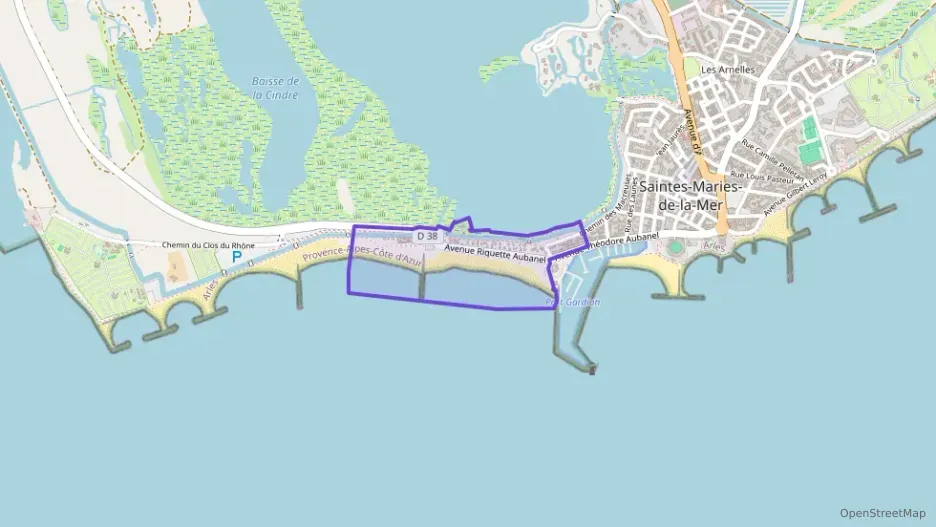 Maison 180 m² cinq pièces à vendre à Saintes-Maries-de-la-Mer