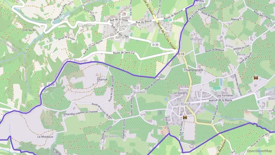 Maison 110 m² quatre pièces à vendre à Blacé Maison 110 m² quatre pièces à vendre à Blacé