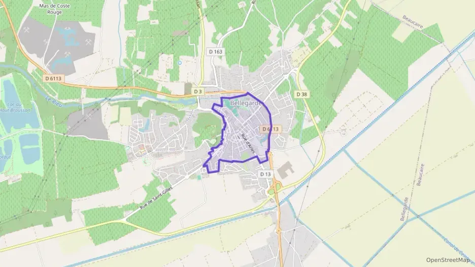 Maison 111 m² quatre pièces à vendre à Bellegarde Maison 111 m² quatre pièces à vendre à Bellegarde