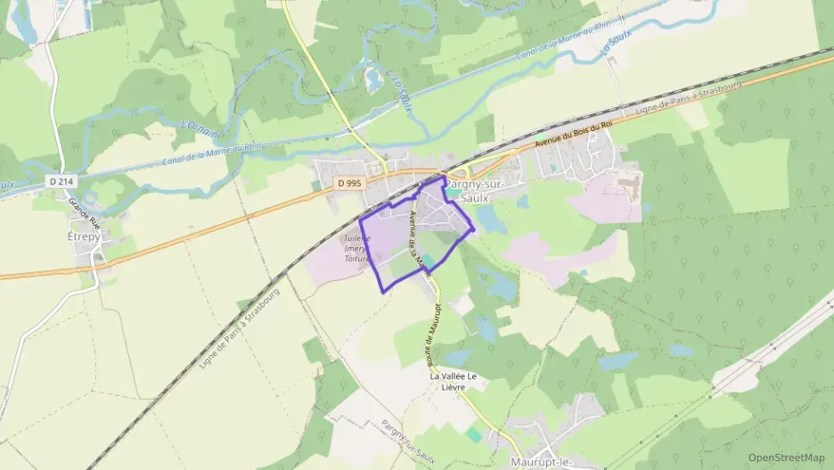 Maison 126 m² sept pièces à vendre à Pargny-sur-Saulx Maison 126 m² sept pièces à vendre à Pargny-sur-Saulx