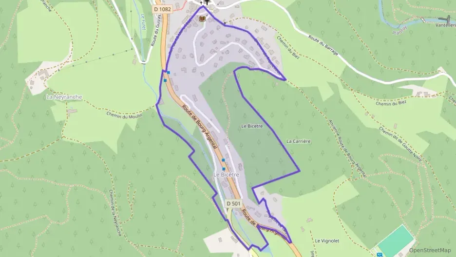 Maison 118 m² sept pièces à vendre à Planfoy Maison 118 m² sept pièces à vendre à Planfoy