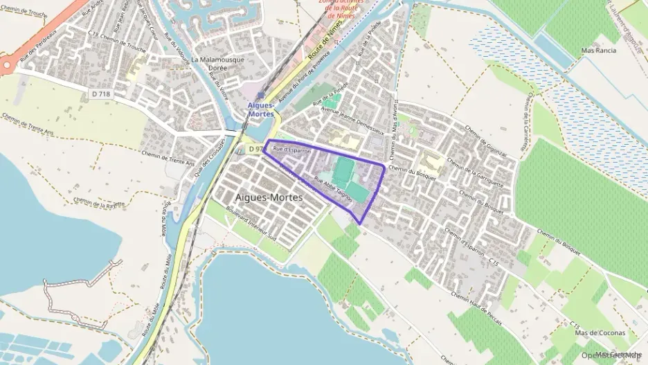 Maison 52 m² trois pièces à vendre à Aigues-Mortes Maison 52 m² trois pièces à vendre à Aigues-Mortes