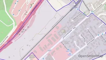 Maison 86 m² quatre pièces à vendre à Milhaud