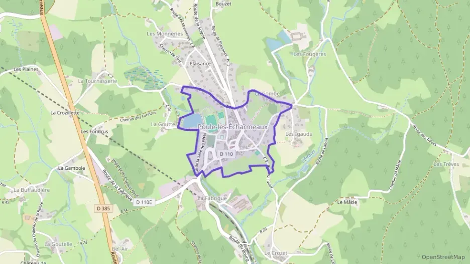 Maison 65 m² quatre pièces à vendre à Poule-les-Écharmeaux