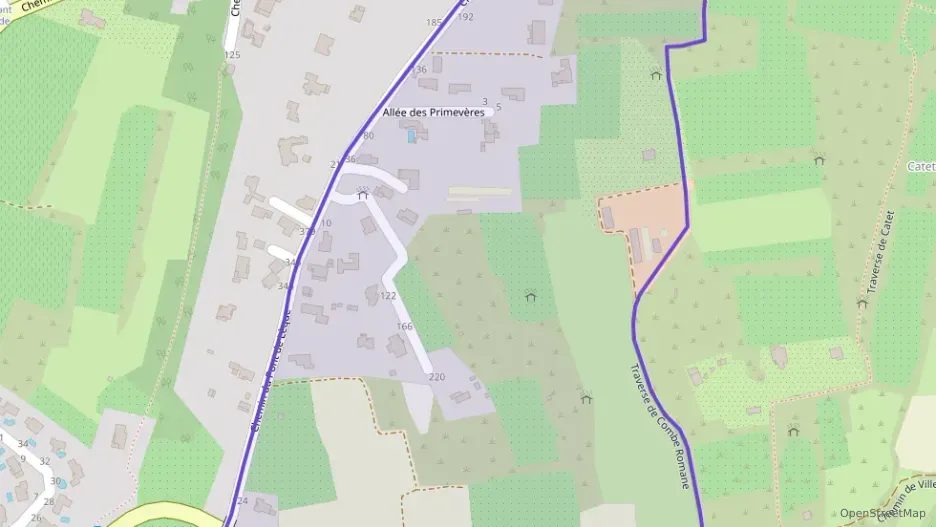 Maison 111 m² quatre pièces à vendre à Villevieille Maison 111 m² quatre pièces à vendre à Villevieille