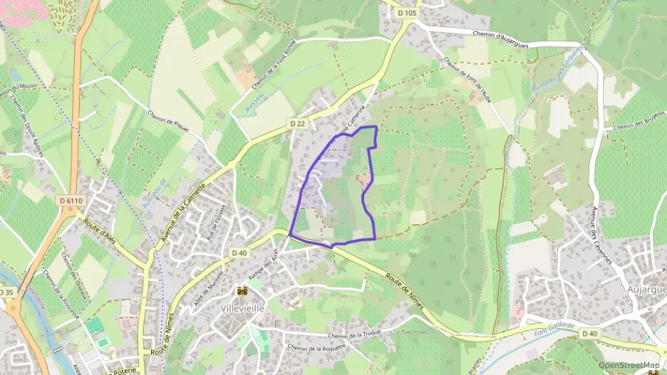 Maison 111 m² quatre pièces à vendre à Villevieille Maison 111 m² quatre pièces à vendre à Villevieille