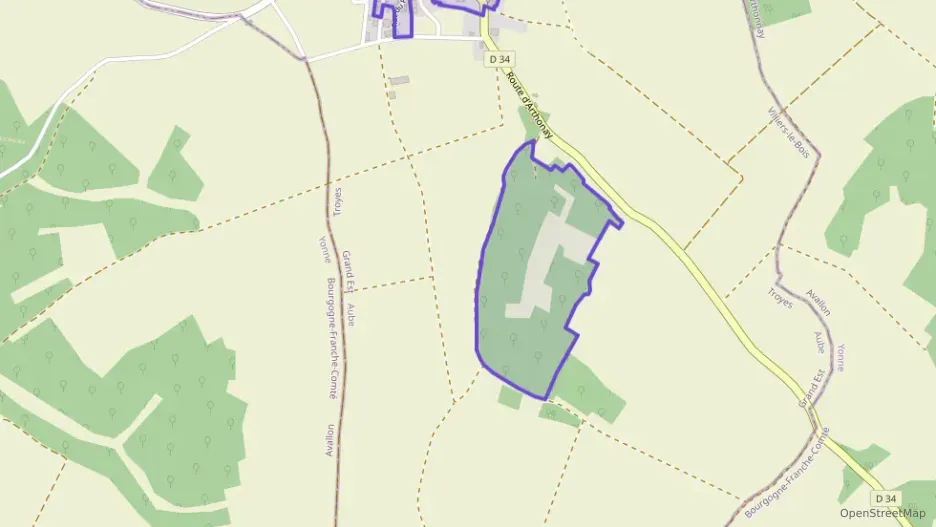 Maison 118 m² quatre pièces à vendre à Villiers-le-Bois Maison 118 m² quatre pièces à vendre à Villiers-le-Bois