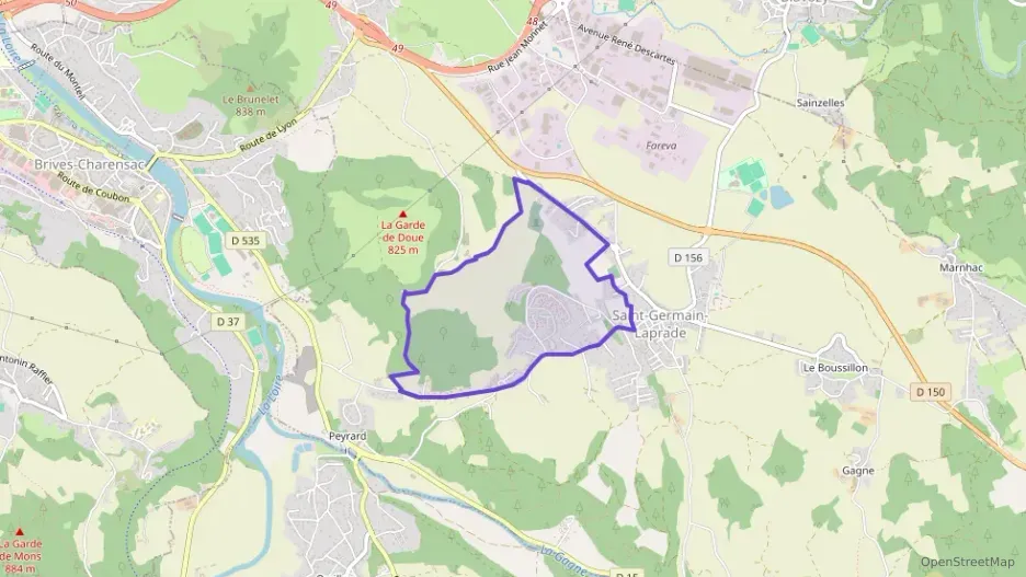 Maison 87 m² cinq pièces à vendre à Saint-Germain-Laprade Maison 87 m² cinq pièces à vendre à Saint-Germain-Laprade