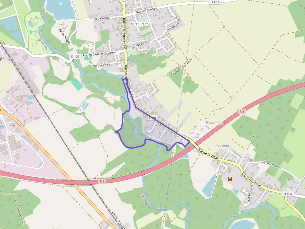 Maison 160 m² quatre pièces à vendre à Verrières