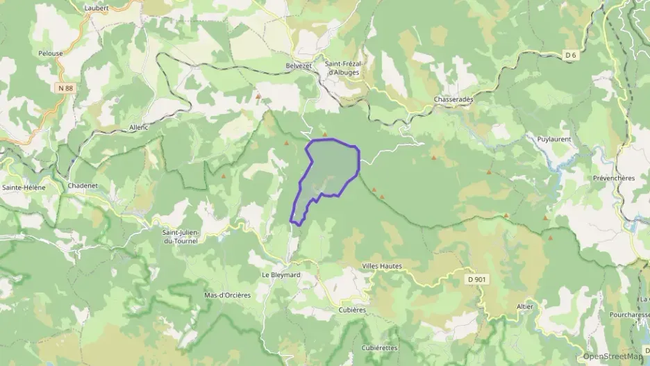 Maison 140 m² cinq pièces à vendre à Mont Lozère et Goulet