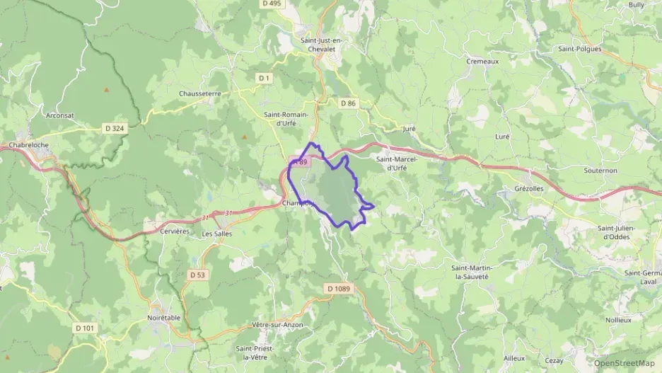 Maison 200 m² quatre pièces à vendre à Champoly