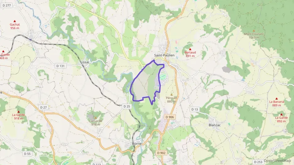 Maison 139 m² cinq pièces à vendre à Saint-Paulien Maison 139 m² cinq pièces à vendre à Saint-Paulien