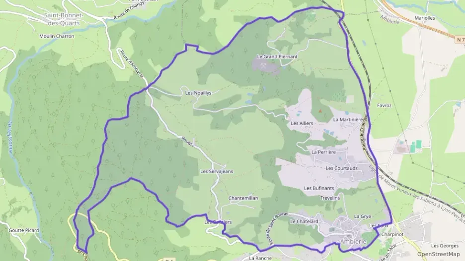 Maison 96 m² quatre pièces à vendre à Ambierle